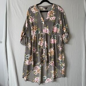 Torrid Womens Floral Button-Down Sheer Babydoll Tunic Size 1 Grey Cottagecore